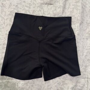 Aritzia High Waist Black Women's Shorts